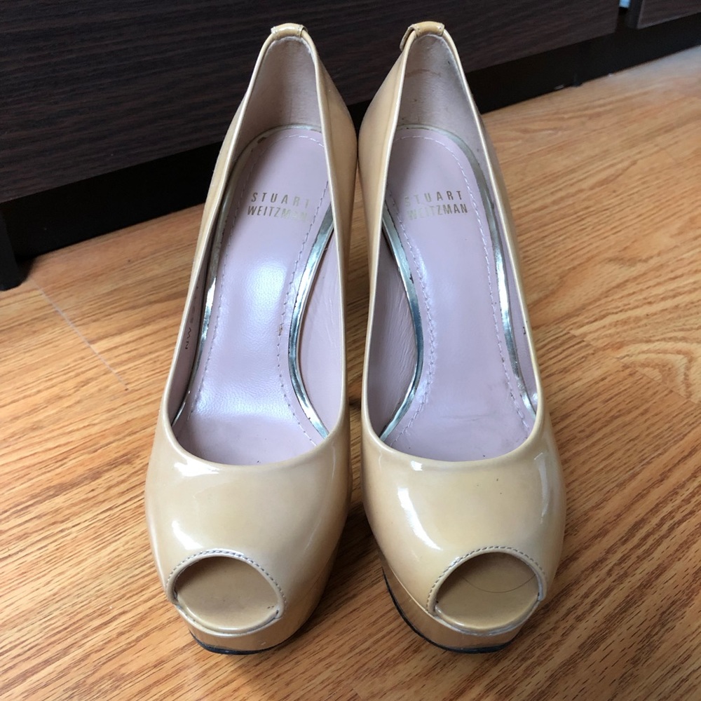 stuart weitzman nude pumps